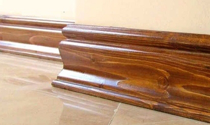 553